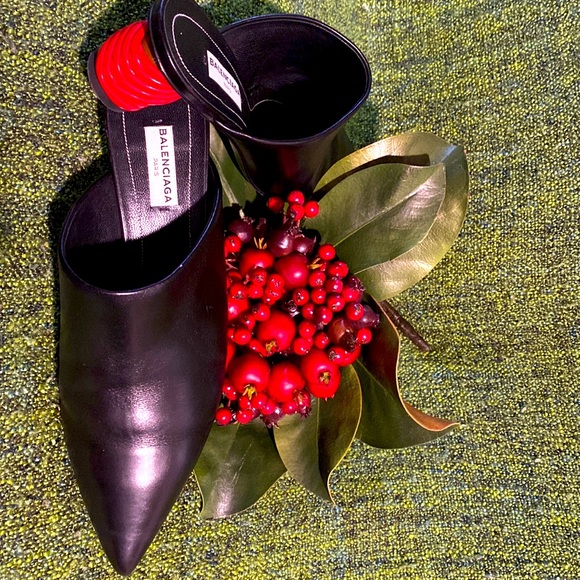 BALENCIAGA  black leather Red cord Wrapped Heels Mules - Picture 3 of 3